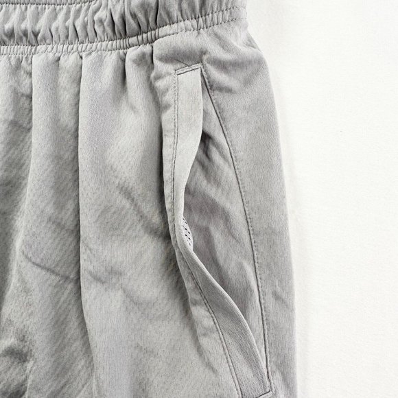 Nike Basketball Shorts Mens XL Grey Dri Fit Lightweight Running Sports Trunks - Picture 3 of 12